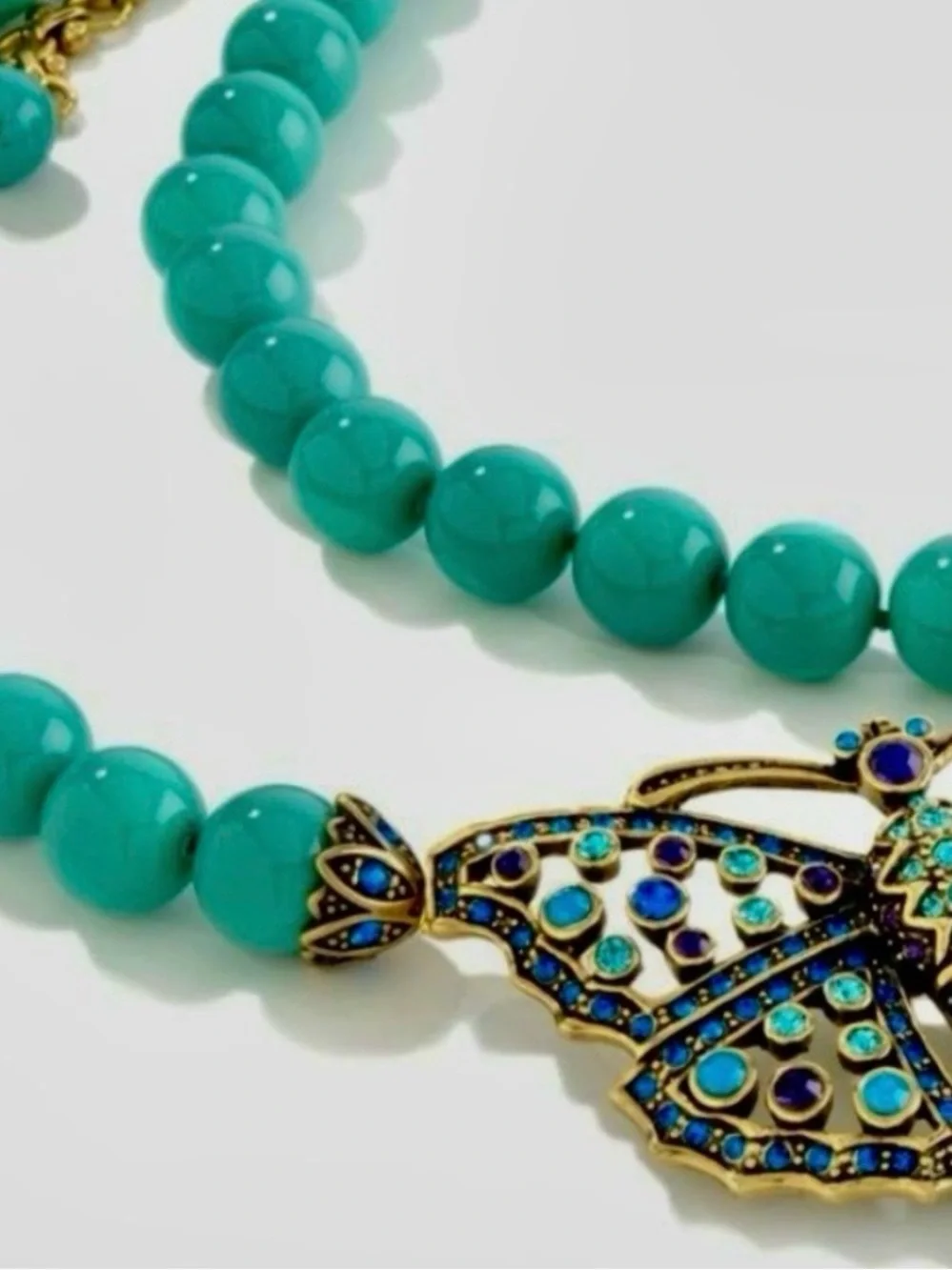 Heidi Daus turquoise bead